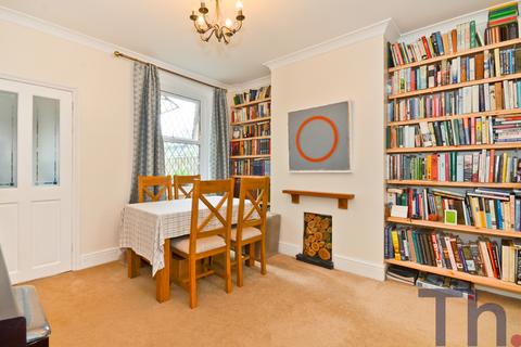 2 bedroom cottage for sale, Castle Road, Ventnor PO38