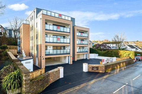 3 bedroom apartment for sale, City Road, Truro