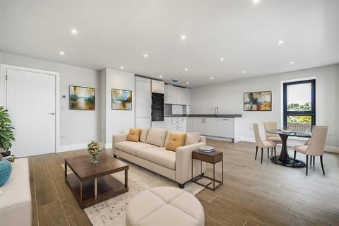 3 bedroom apartment for sale, City Road, Truro