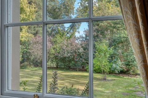Flat 1a, Bevere House Bevere Green, Bevere, Worcester, WR3 7RG