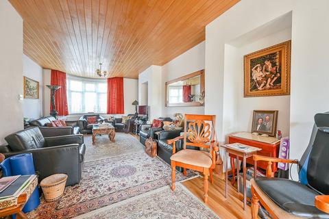 8 Cecil Road, London, W3 0DA