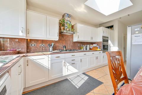 8 Cecil Road, London, W3 0DA
