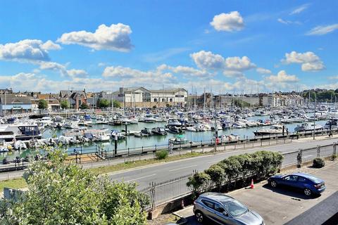 3 bedroom flat for sale, Weymouth