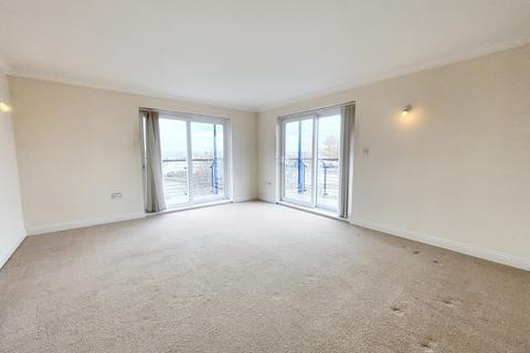 3 bedroom flat for sale, Weymouth