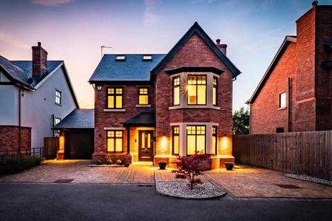 6 bedroom detached house for sale, Wrexham Road, Chester, CH4