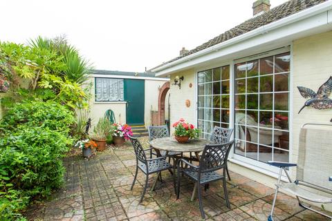 22 Lenacre Avenue, Whitfield, Dover, CT16 3HH