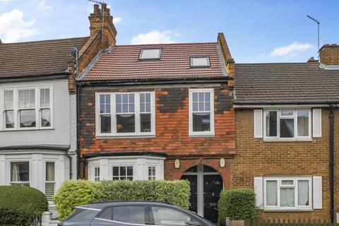 3 bedroom maisonette for sale, Radbourne Road, Balham