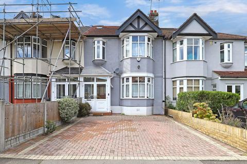 5 bedroom terraced house for sale, St. Barnabas Road, Woodford Green, IG8