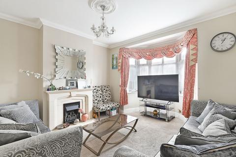 5 bedroom terraced house for sale, St. Barnabas Road, Woodford Green, IG8