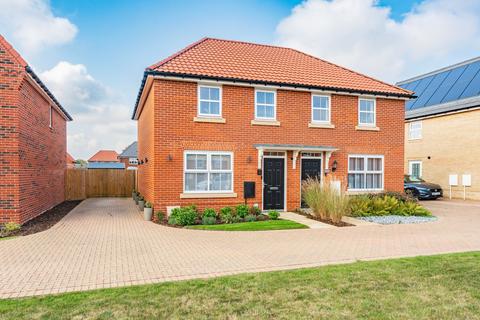 3 bedroom semi-detached house for sale, Chestnut Drive, Horsford