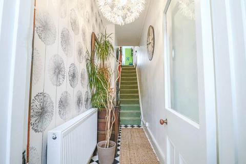 2 bedroom flat for sale, Severn Road, South Ward - Stylish Flat