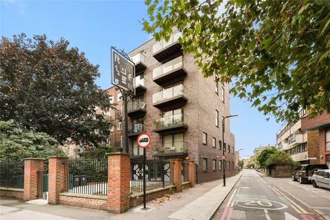 2 bedroom maisonette to rent, 161 Kingsland Road, E2