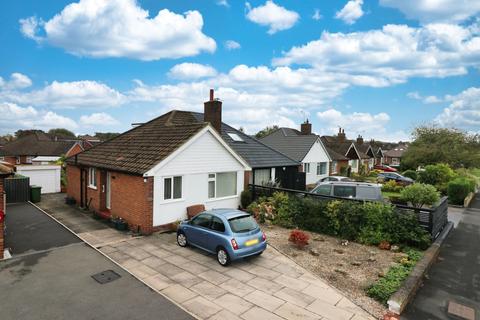 3 bedroom bungalow for sale, Cookridge Avenue,, Leeds, West Yorkshire, LS16