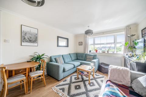 6a John Russell Close, Guildford, GU2 9YF