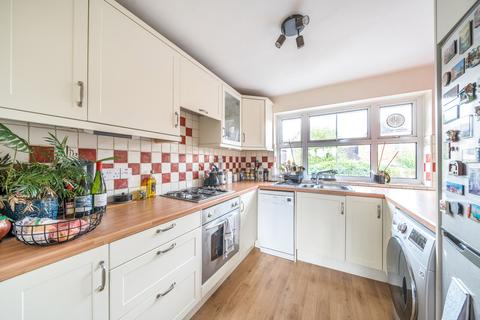6a John Russell Close, Guildford, GU2 9YF