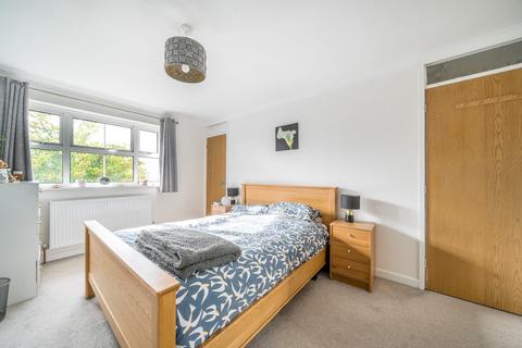 6a John Russell Close, Guildford, GU2 9YF