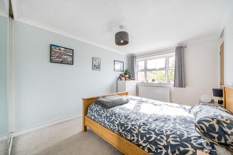 6a John Russell Close, Guildford, GU2 9YF