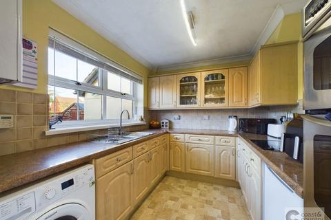 3 bedroom detached house for sale, Little Hayes, Kingsteignton