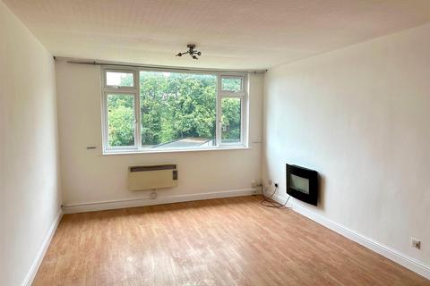 1 bedroom flat to rent, Savoy Close, Harborne, Birmingham, B32