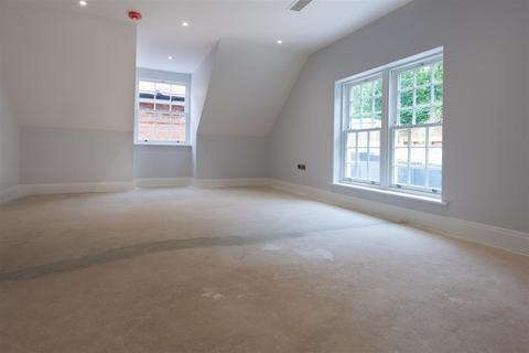 3 bedroom flat for sale, High Beeches, West Heath Road, Hampstead, NW3