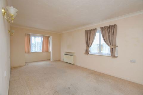 2 bedroom flat for sale, Kings Road, Herne Bay CT6