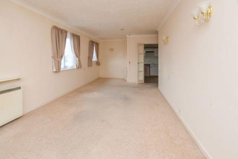 2 bedroom flat for sale, Kings Road, Herne Bay CT6