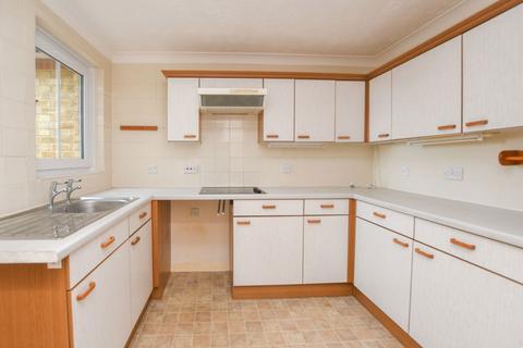 2 bedroom flat for sale, Kings Road, Herne Bay CT6