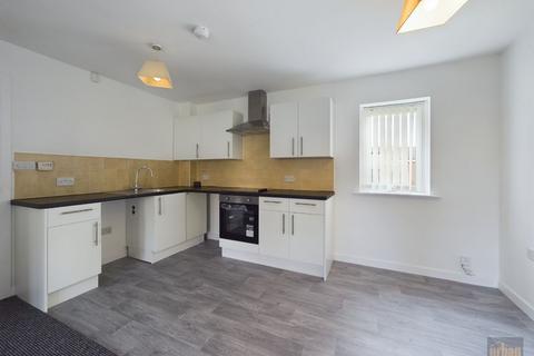 2 bedroom flat to rent, Briton Court, Kirkby