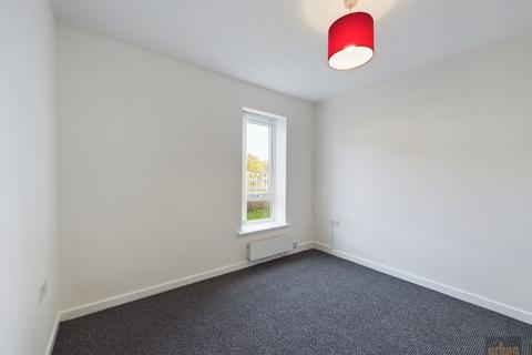 2 bedroom flat to rent, Briton Court, Kirkby