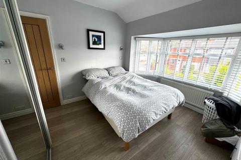 3 bedroom house to rent, Edison Road, Eccles