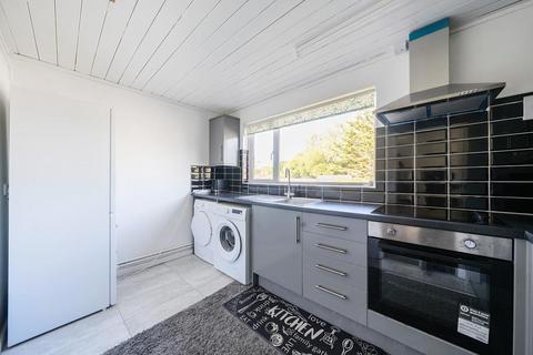 21 Ashdown Road, Chandler's Ford, Eastleigh, SO53 5RB