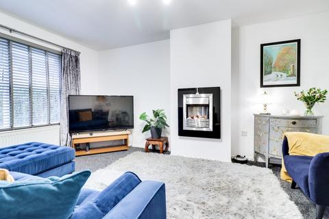 35 Addingham Gardens, Leeds, LS12 3TJ