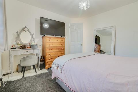 35 Addingham Gardens, Leeds, LS12 3TJ