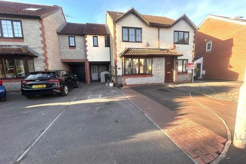 5 bedroom terraced house for sale, Virginia Orchard, Ruishton, Taunton