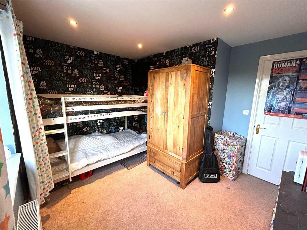 Bedroom 2.jpg