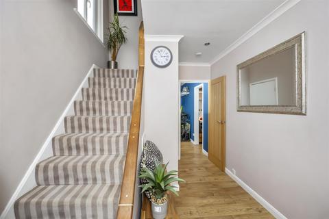 4 bedroom semi-detached house for sale, Cobton Drive, Hove