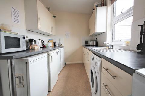 undefined, Malvern WR14
