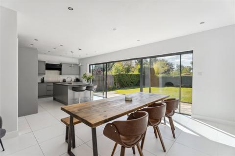 4 bedroom bungalow for sale, The Retreat, Amersham, Buckinghamshire, HP6