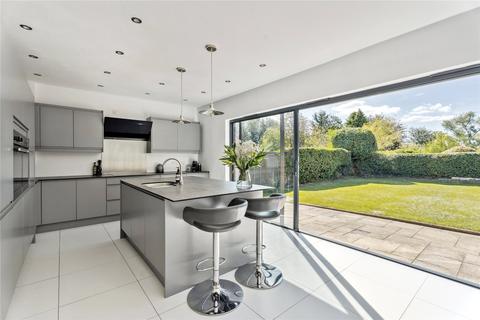 4 bedroom bungalow for sale, The Retreat, Amersham, Buckinghamshire, HP6