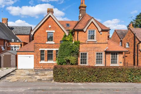 4 bedroom detached house for sale, Bury Road, Harlow, Essex, CM17