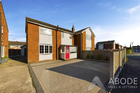 95 Bentley Road, Uttoxeter, ST14 7NG