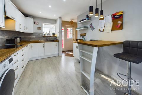 95 Bentley Road, Uttoxeter, ST14 7NG