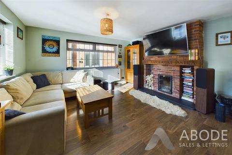 95 Bentley Road, Uttoxeter, ST14 7NG