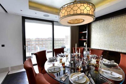 4 bedroom penthouse to rent, Queen's Court, St John's Wood NW8