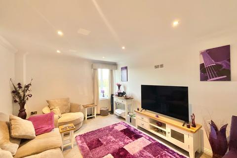 3 bedroom terraced house for sale, St. Clements Court, Weston, CW2