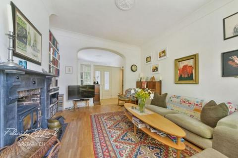 3 bedroom flat for sale, Langdale Road, London, SE10 8UA