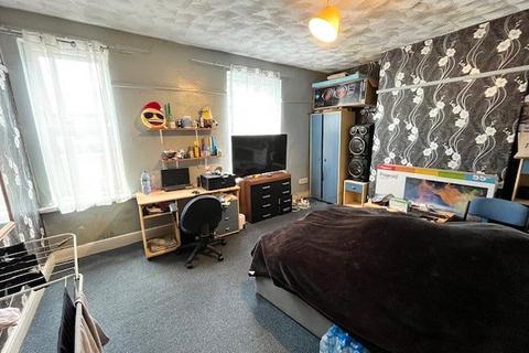 4 bedroom terraced house for sale, Alfreton Road, Nottingham