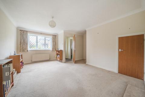 4 bedroom semi-detached house for sale, Robin Hill, Surrey GU7