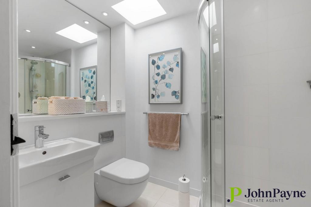 En Suite Shower Room