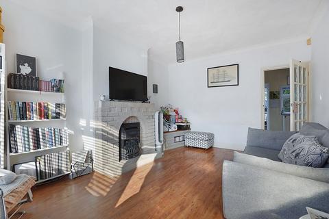 3 bedroom terraced house for sale, St. Leonards Avenue, Chatham, ME4